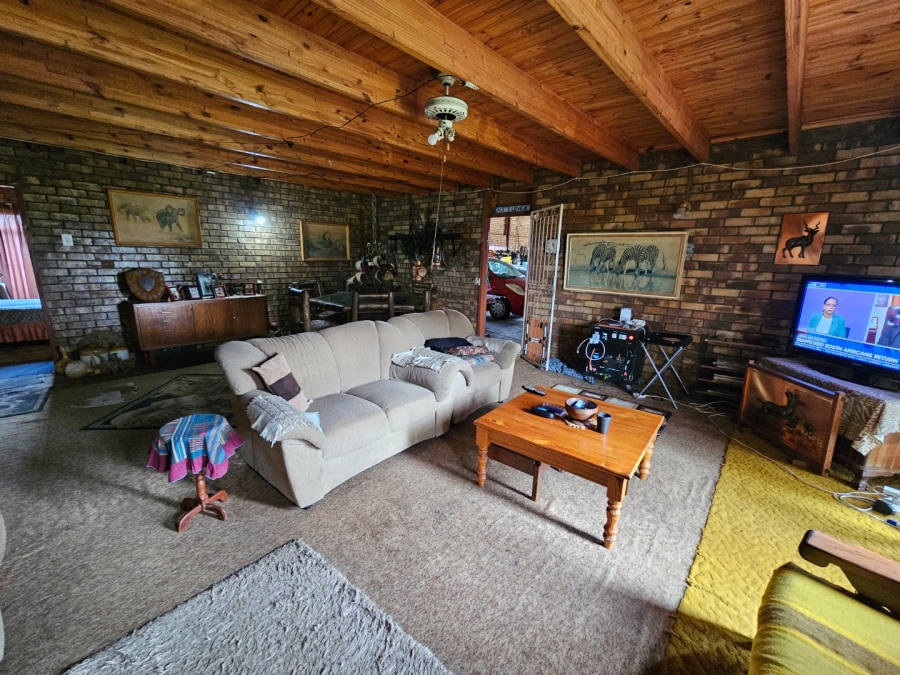 8 Bedroom Property for Sale in Potchefstroom Rural North West